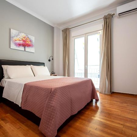 Spacious And Modern One Bedroom Apartment Atena Exterior foto