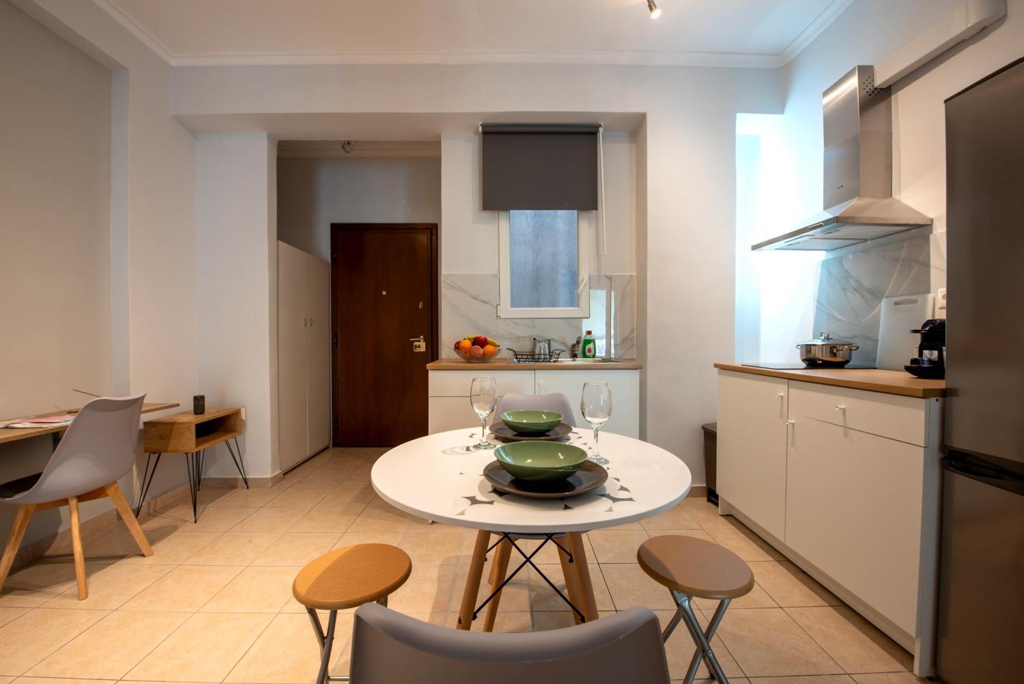 Spacious And Modern One Bedroom Apartment Atena Exterior foto