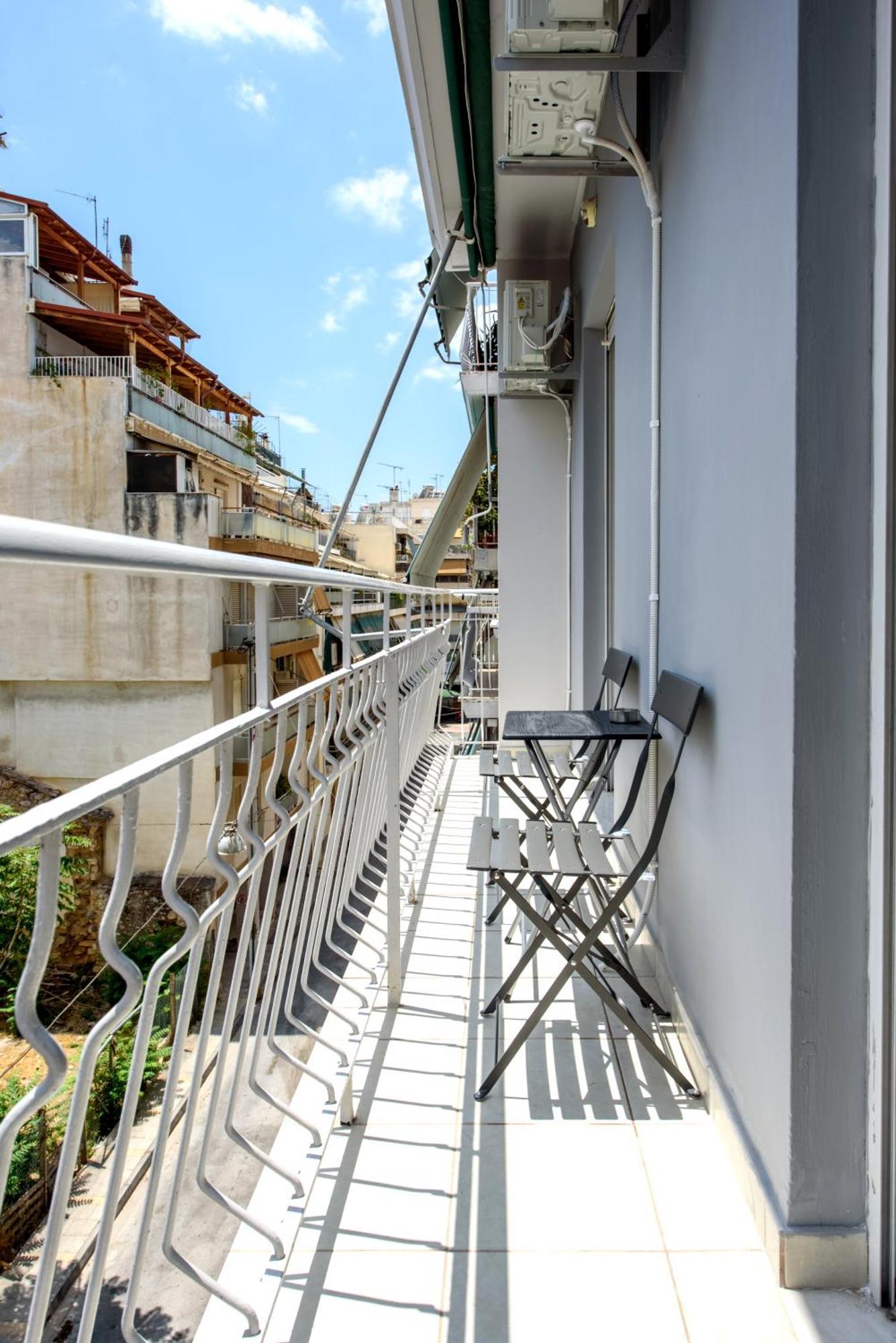Spacious And Modern One Bedroom Apartment Atena Exterior foto
