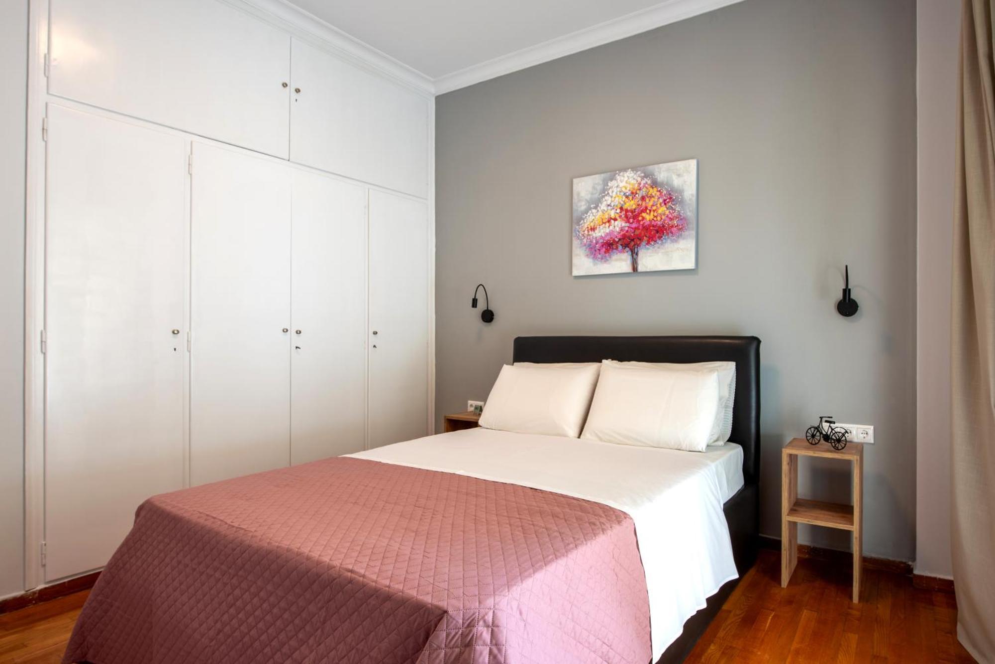 Spacious And Modern One Bedroom Apartment Atena Exterior foto