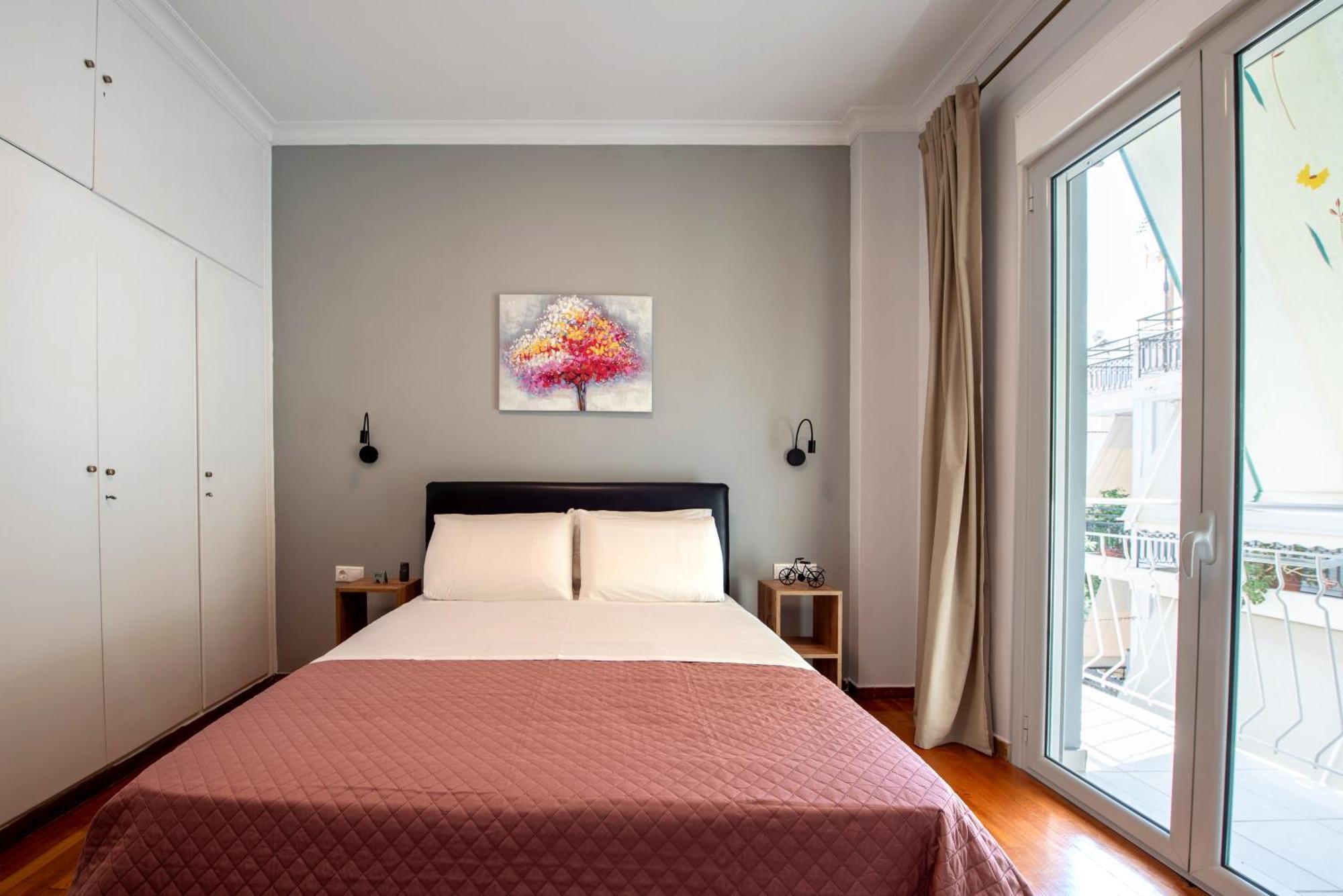 Spacious And Modern One Bedroom Apartment Atena Exterior foto